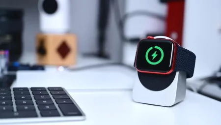 When and how to charge the Apple Watch