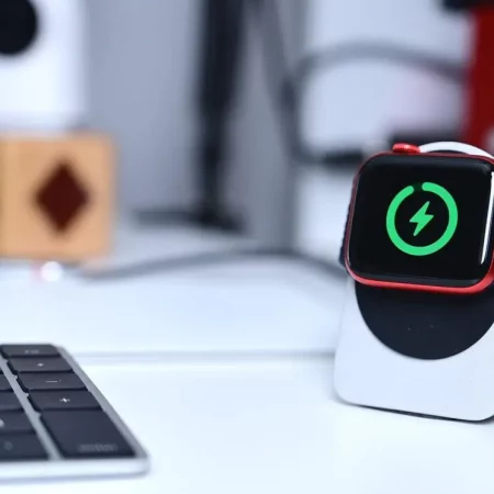 Wanneer en hoe laad je het Apple horloge op?